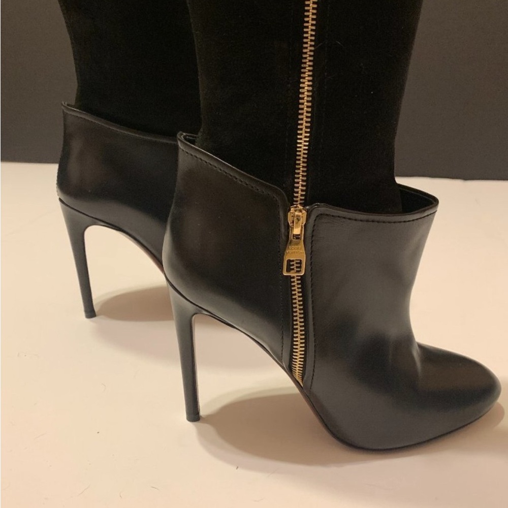 Louis Vuitton Limited Edition Zippy Tall Heel Boots - Picture 5 of 12